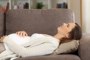 La mayoría de los embarazos se desarrollan sin complicaciones, pero en algunos casos se presentan algunas debidas a patología materna, fetal o de los anejos del feto.
