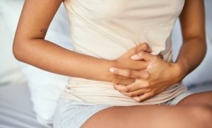 El colon irritable presenta dolor abdominal acompañado de episodios de diarrea y/o estreñimiento