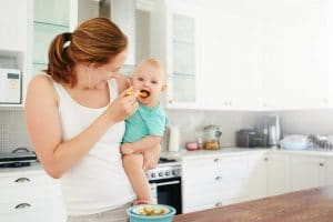 Es importante conocer con exactitud la edad de iniciación de la alimentación complementaria y en qué orden indicarla.