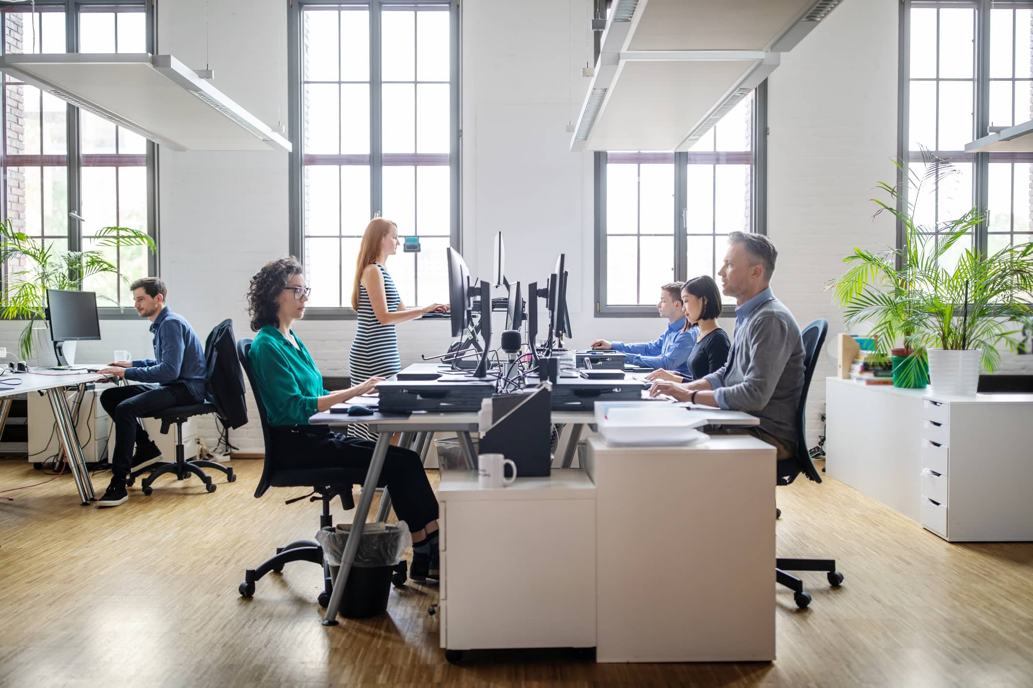 Consejos de ergonomía para prevenir lesiones y mejorar la salud física en el trabajo